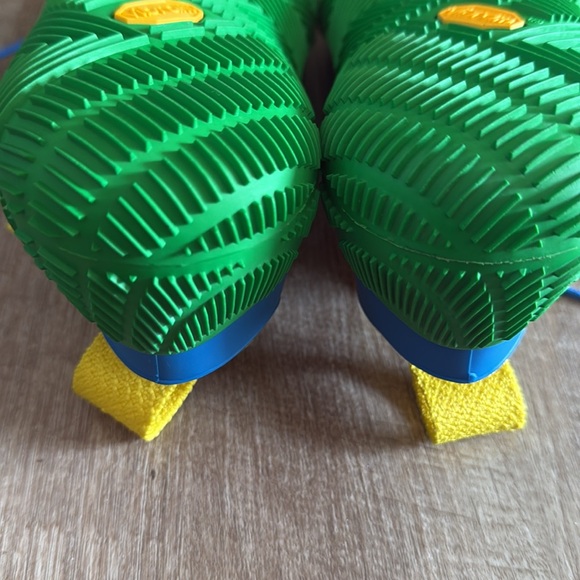 Bottega Veneta Climber Rubber Sneakers Size 37 NWOT - Picture 8 of 11